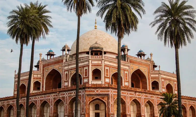 Triangle dor Inde avec chauffeur prive