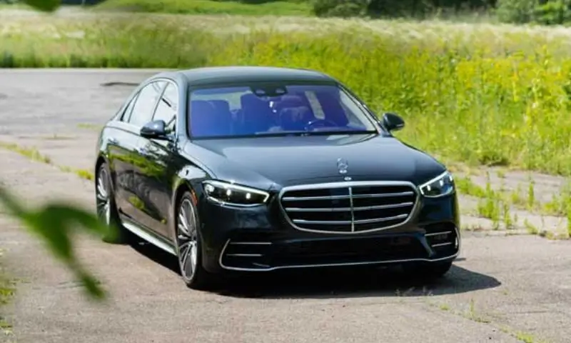 Service de chauffeur privé en Inde : pourquoi choisir cette solution pour votre voyage