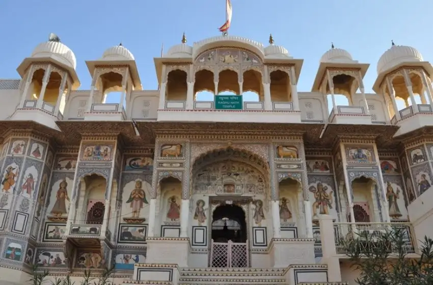 Circuit Rajasthan avec Shekhawati – 11 Jours entre Havelis Historiques, Désert et Villes Royales