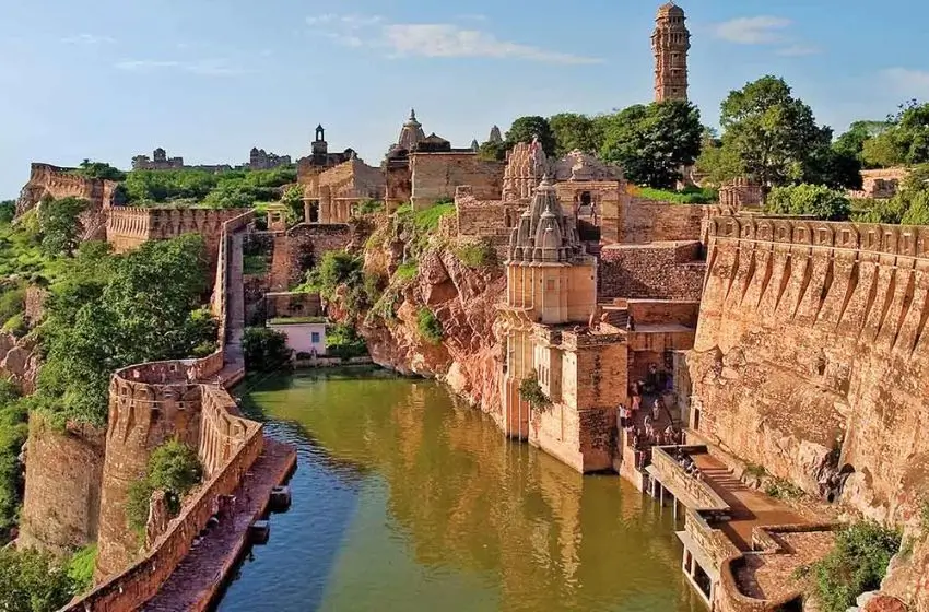 Circuit Rajasthan en Famille – 13 Jours entre Palais, Nature, Culture et Expériences pour Petits et Grands