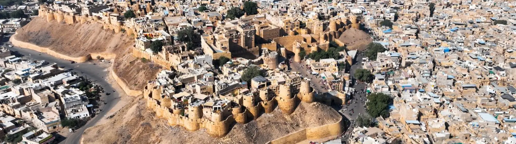 Circuit Désert du Thar et Rajasthan – 10 Jours entre Dunes, Villages du Désert et Cités Historiques