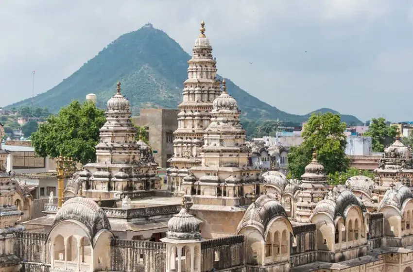 Rajasthan et Temples Sacrés – 13 Jours à Travers les Hauts Lieux Spirituels du Rajasthan